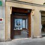 Fotografia della facciata del negozio Riera fotografia